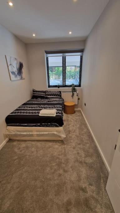 Dream Apartment Finchley 4 Min Walk To The Train Hendon Luaran gambar