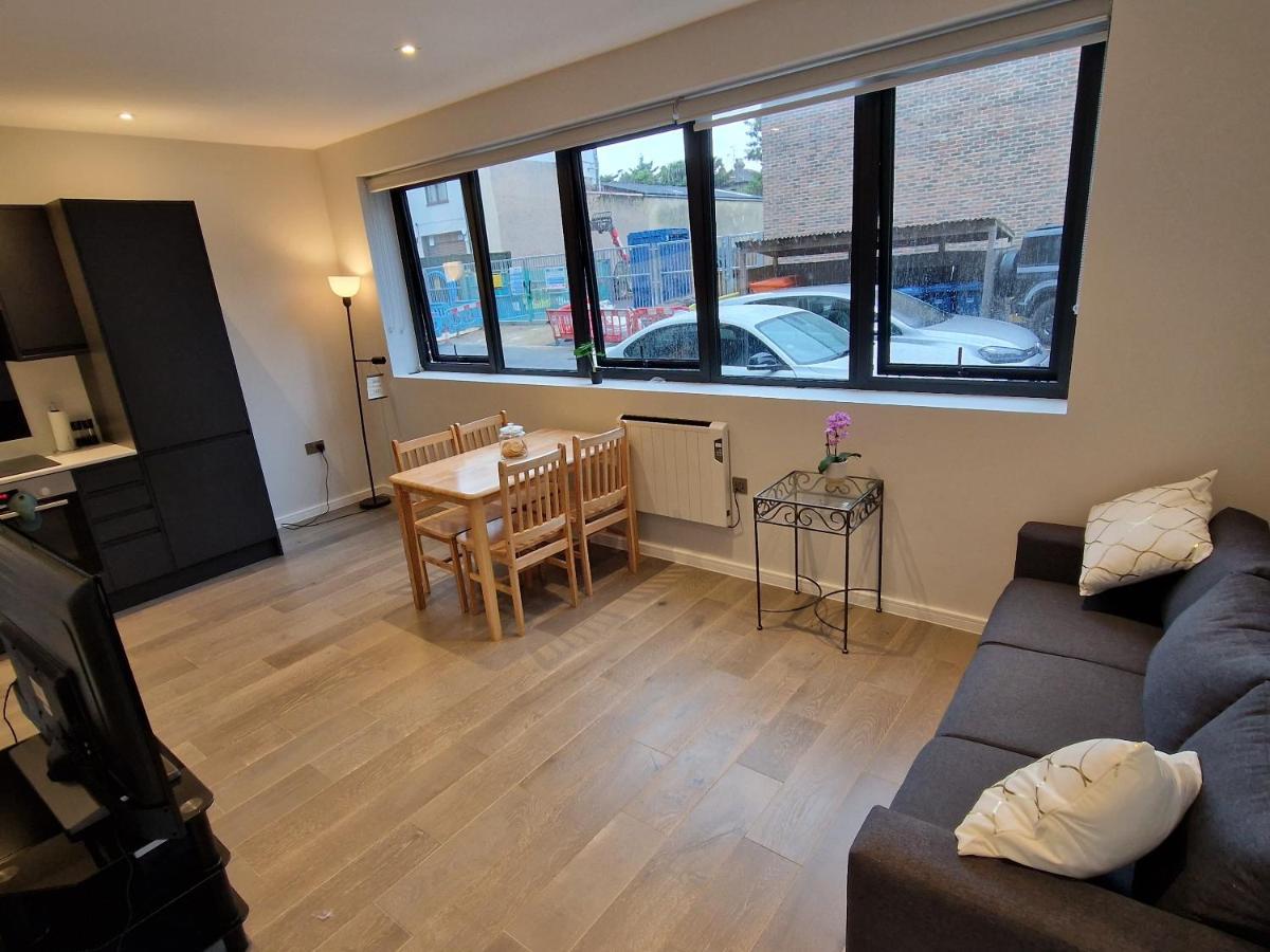 Dream Apartment Finchley 4 Min Walk To The Train Hendon Luaran gambar