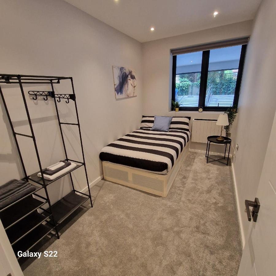 Dream Apartment Finchley 4 Min Walk To The Train Hendon Luaran gambar